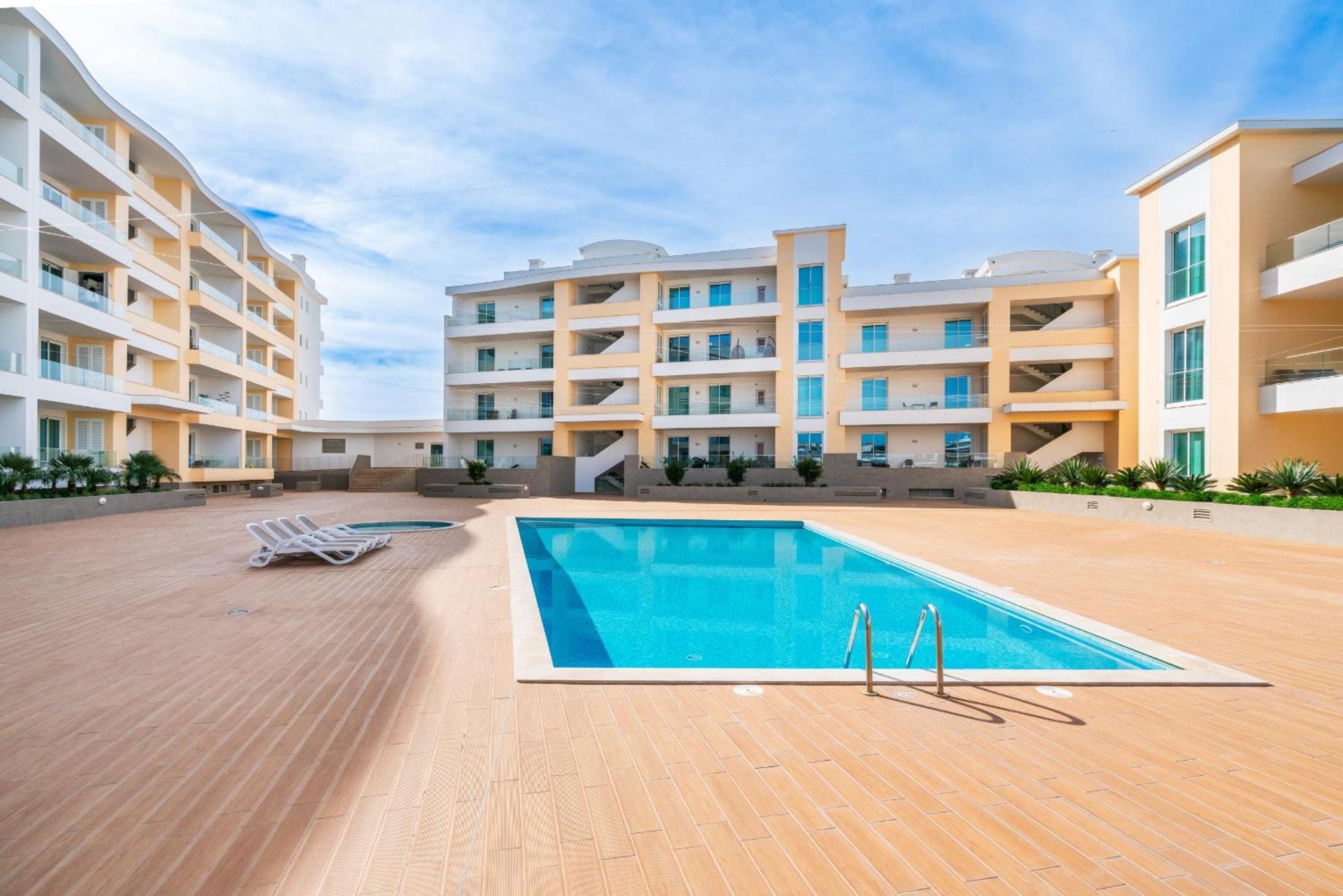 Marina View 7 With Pool By Homing Appartement *